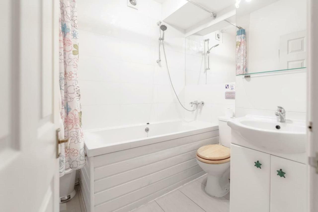 3 Bedroom Garden Flat - Central Location London Ngoại thất bức ảnh